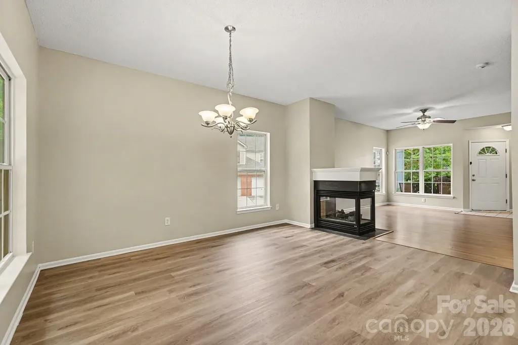 8451 Carolina Lily Lane Charlotte NC 28262