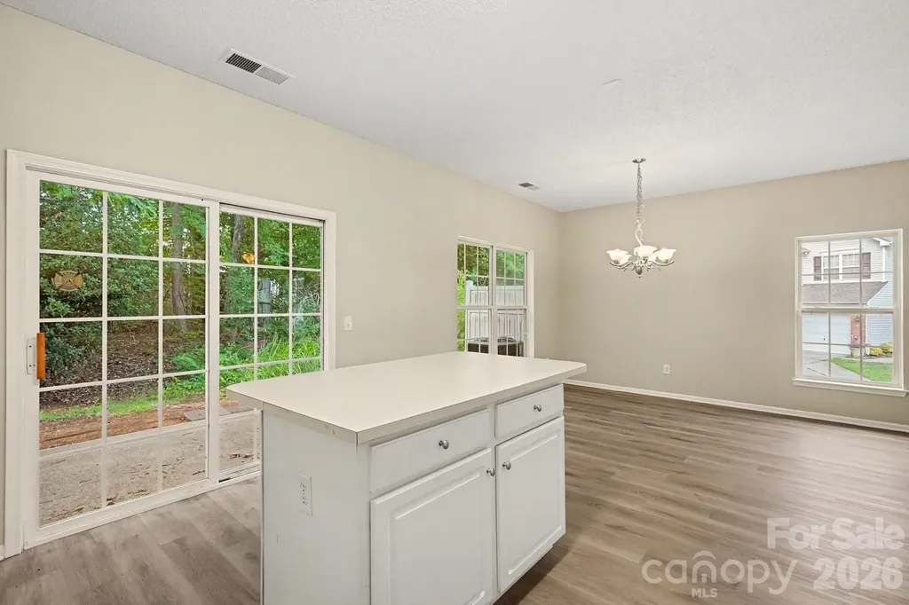 8451 Carolina Lily Lane Charlotte NC 28262
