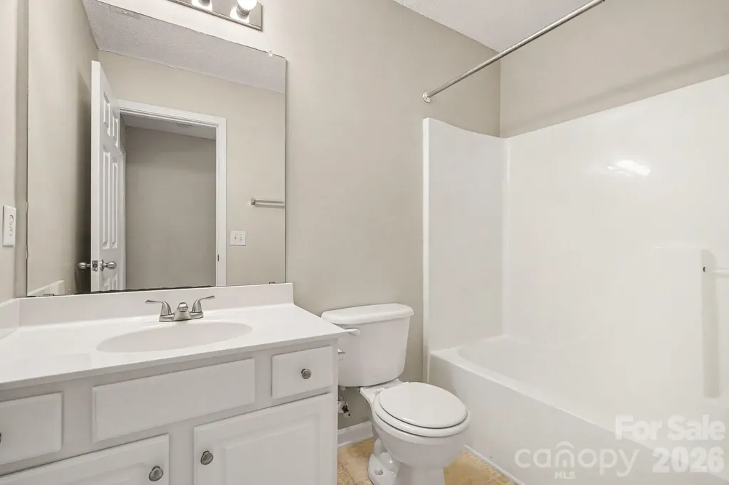 8451 Carolina Lily Lane Charlotte NC 28262
