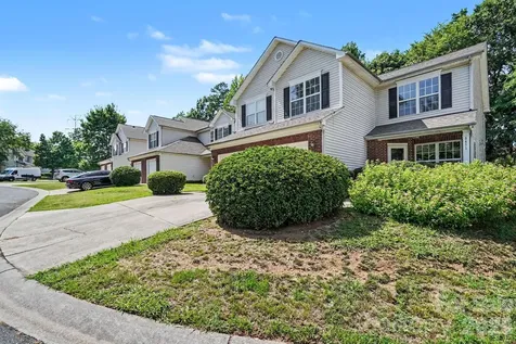 8451 Carolina Lily Lane Charlotte NC 28262