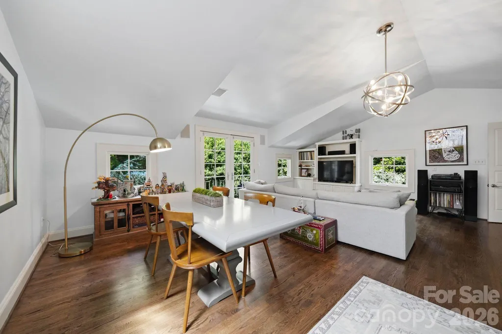2700 Belvedere Avenue Charlotte NC 28205