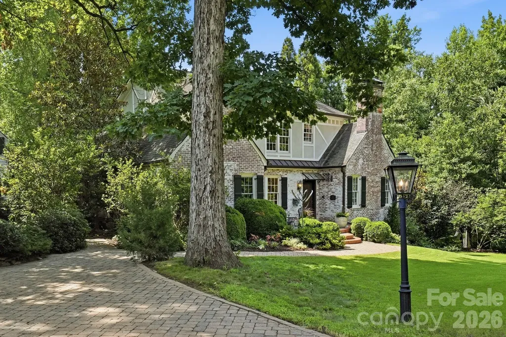 2700 Belvedere Avenue Charlotte NC 28205