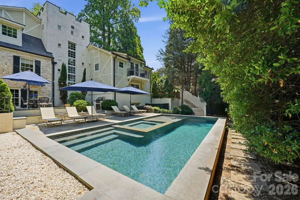 2700 Belvedere Avenue Charlotte NC 28205