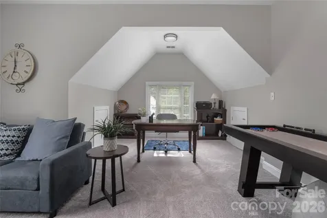 4034 Nicole Eileen Lane Charlotte NC 28216