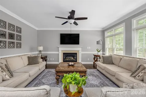 4034 Nicole Eileen Lane Charlotte NC 28216