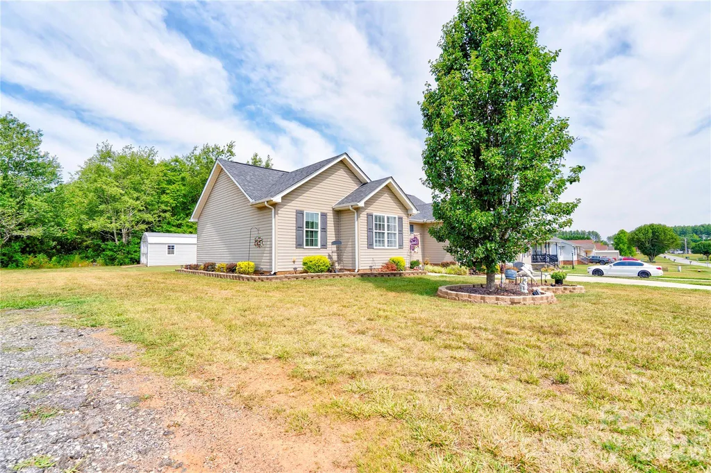 201 Black Rock School Road Cherryville NC 28021