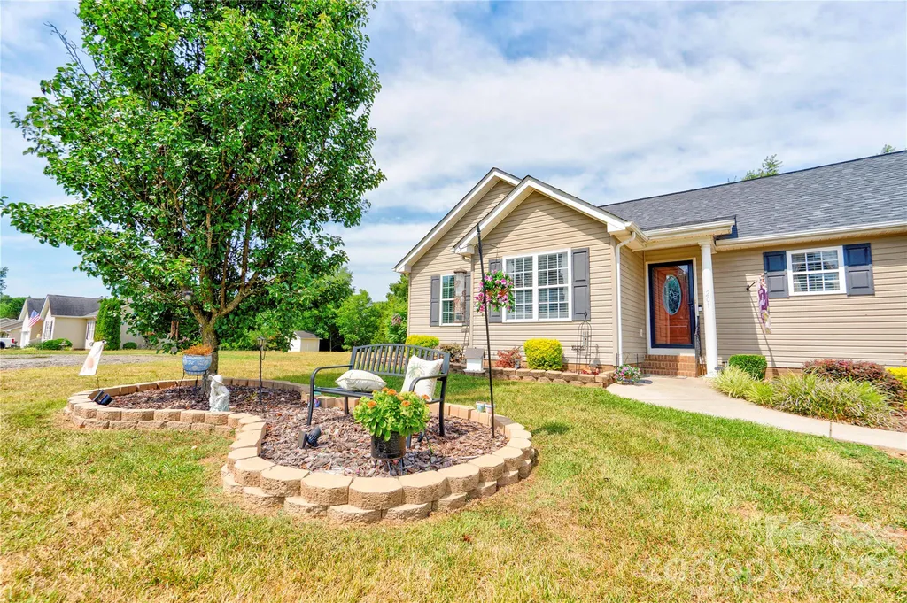 201 Black Rock School Road Cherryville NC 28021
