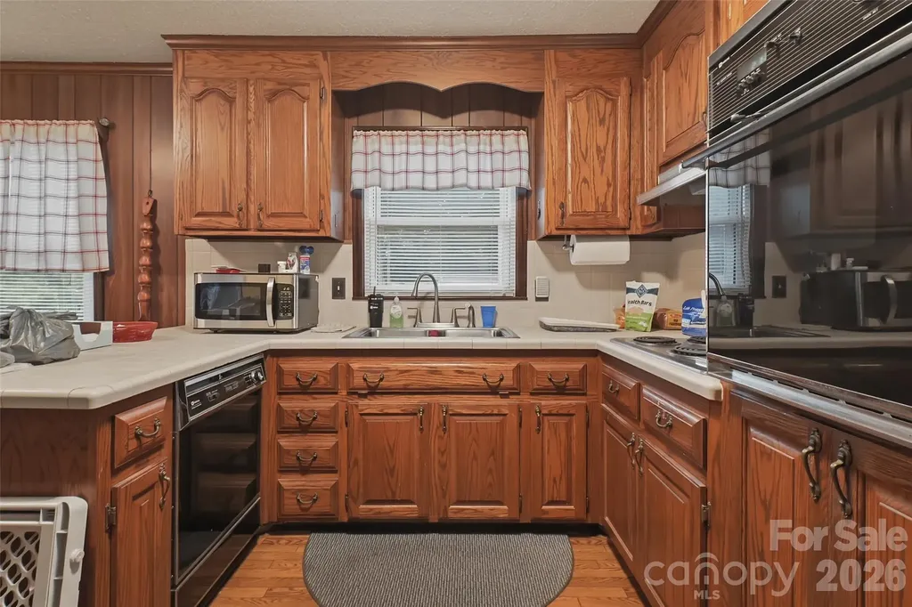 112 Annadelle Avenue Bessemer City NC 28016