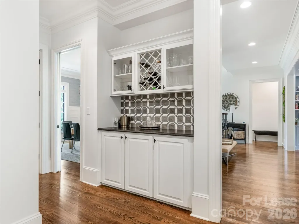 5910 Saint John Lane Charlotte NC 28210