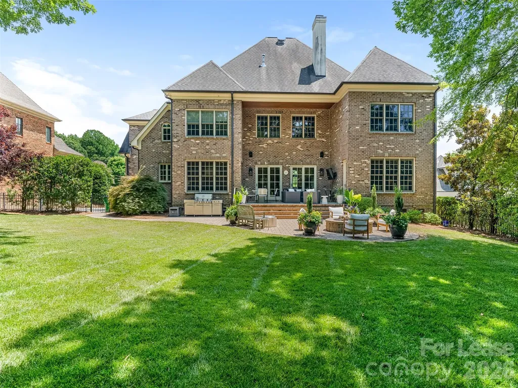 5910 Saint John Lane Charlotte NC 28210