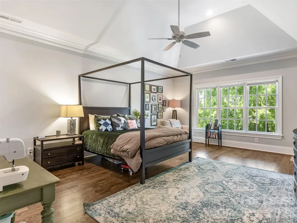 5910 Saint John Lane Charlotte NC 28210