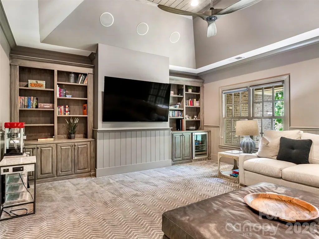 5910 Saint John Lane Charlotte NC 28210