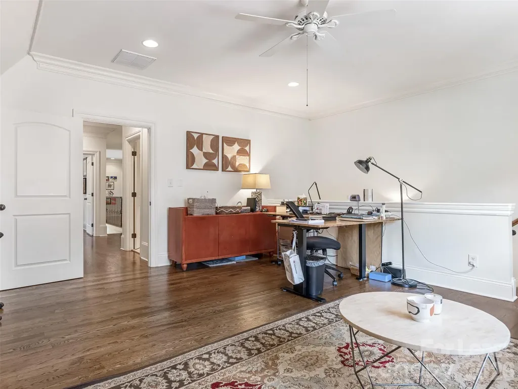 5910 Saint John Lane Charlotte NC 28210