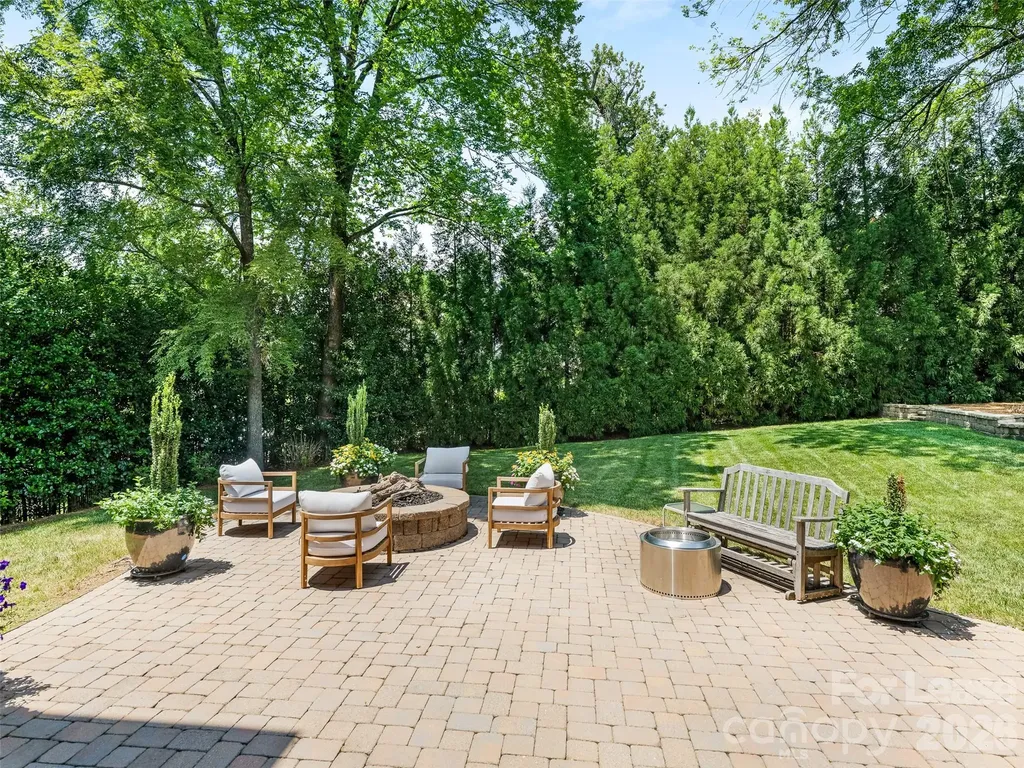 5910 Saint John Lane Charlotte NC 28210