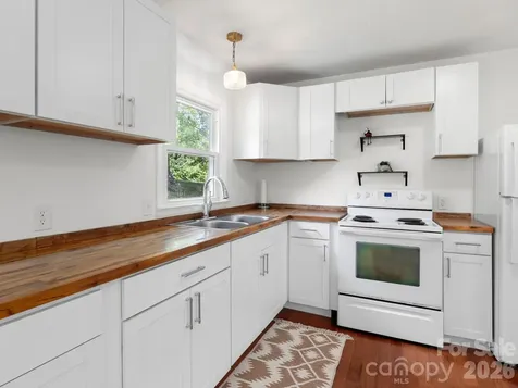 47 Carolina Mountain Drive Candler NC 28715