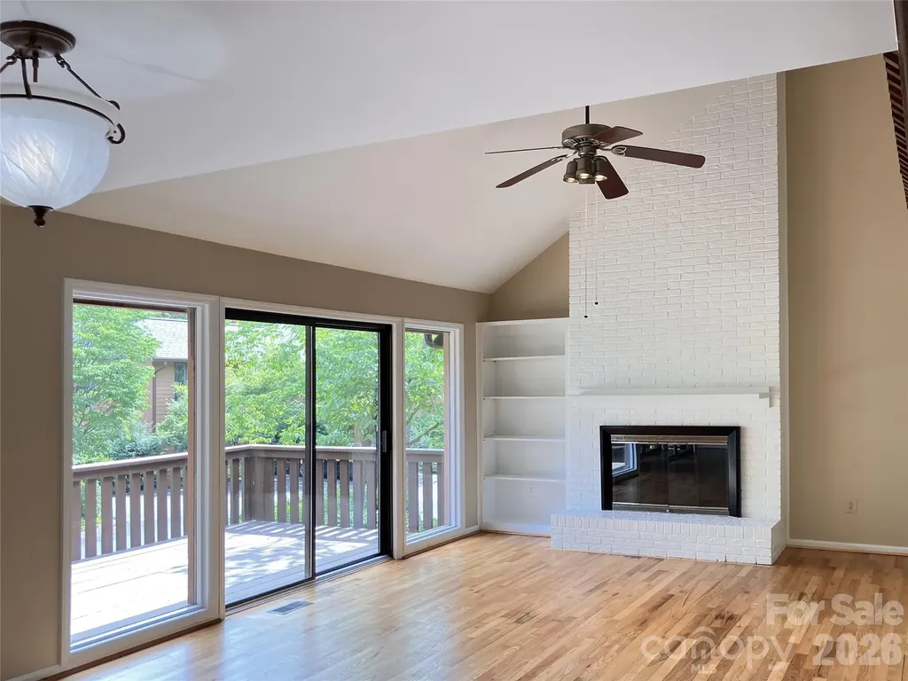 25 Village Drive Asheville NC 28803