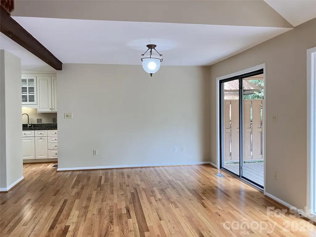 25 Village Drive Asheville NC 28803