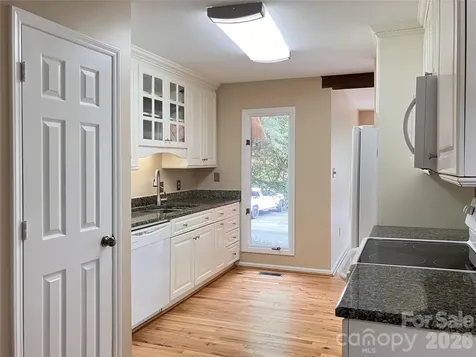 25 Village Drive Asheville NC 28803
