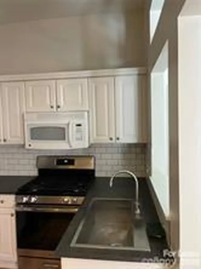 2114 Crescent Avenue Charlotte NC 28207