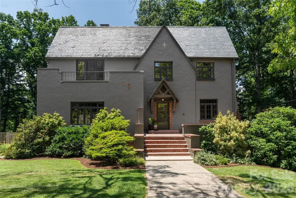 Asheville NC, 21 Lynwood Road