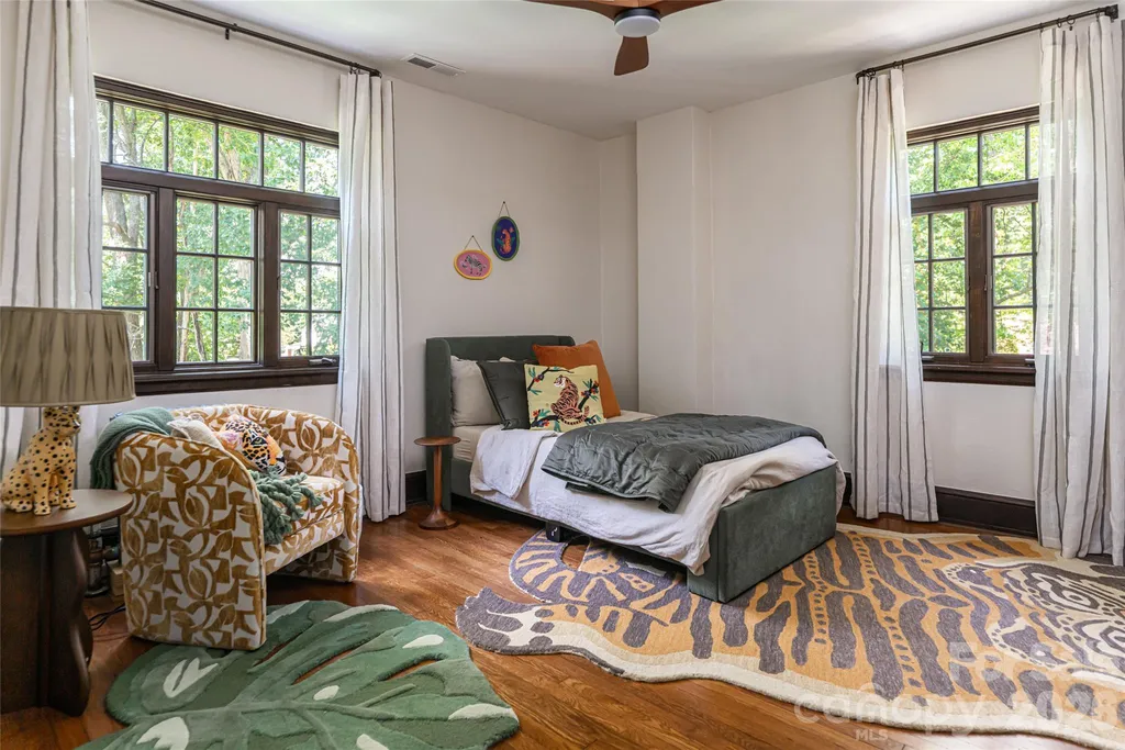 21 Lynwood Road Asheville NC 28804