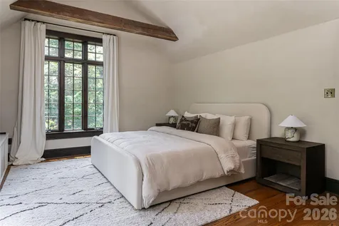 21 Lynwood Road Asheville NC 28804