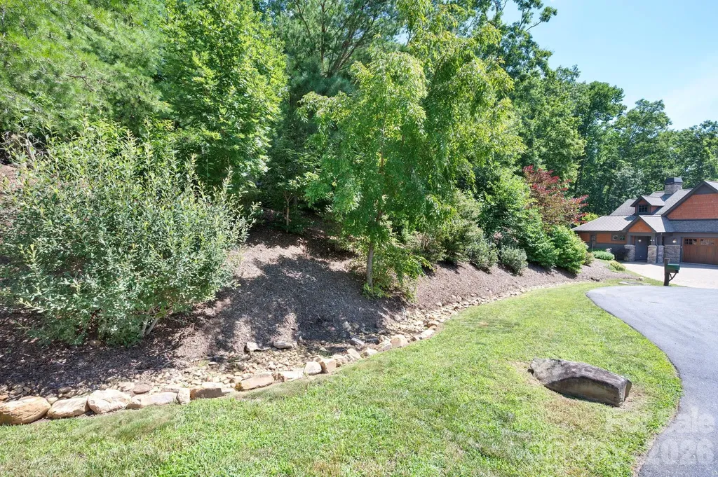 33 Hawks Branch Circle Fairview NC 28730