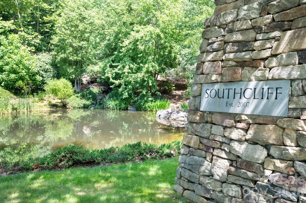 33 Hawks Branch Circle Fairview NC 28730