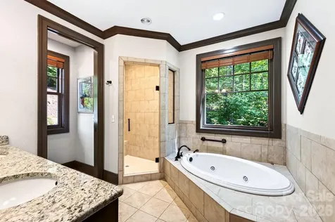 33 Hawks Branch Circle Fairview NC 28730