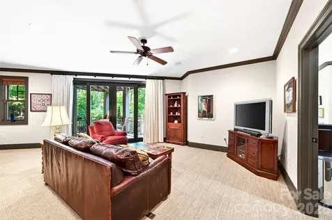 33 Hawks Branch Circle Fairview NC 28730
