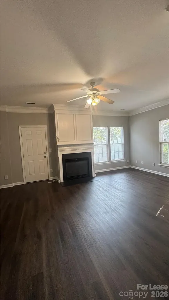 1306 Stourbridge Lion Drive Charlotte NC 28213