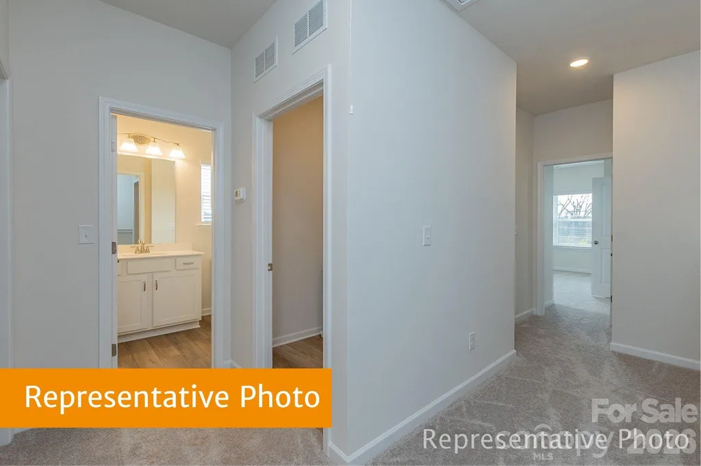 5422 Porterhouse Way Charlotte NC 28215