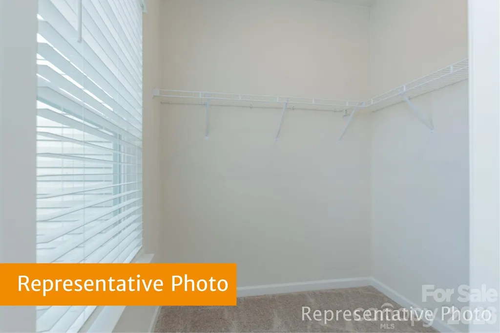 5422 Porterhouse Way Charlotte NC 28215