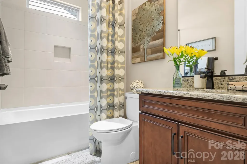 7142 Hanging Rock Court Denver NC 28037
