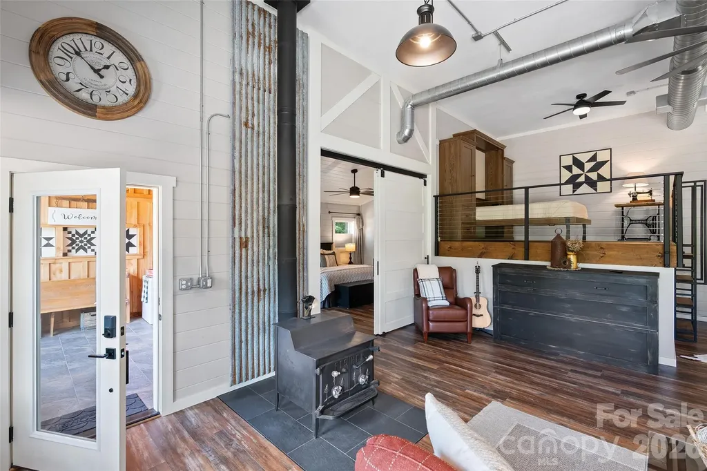 258 Vance Street Waynesville NC 28786