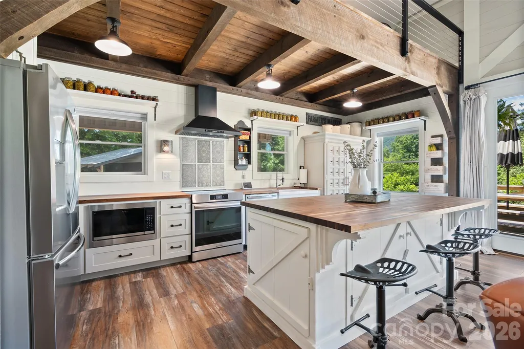 258 Vance Street Waynesville NC 28786