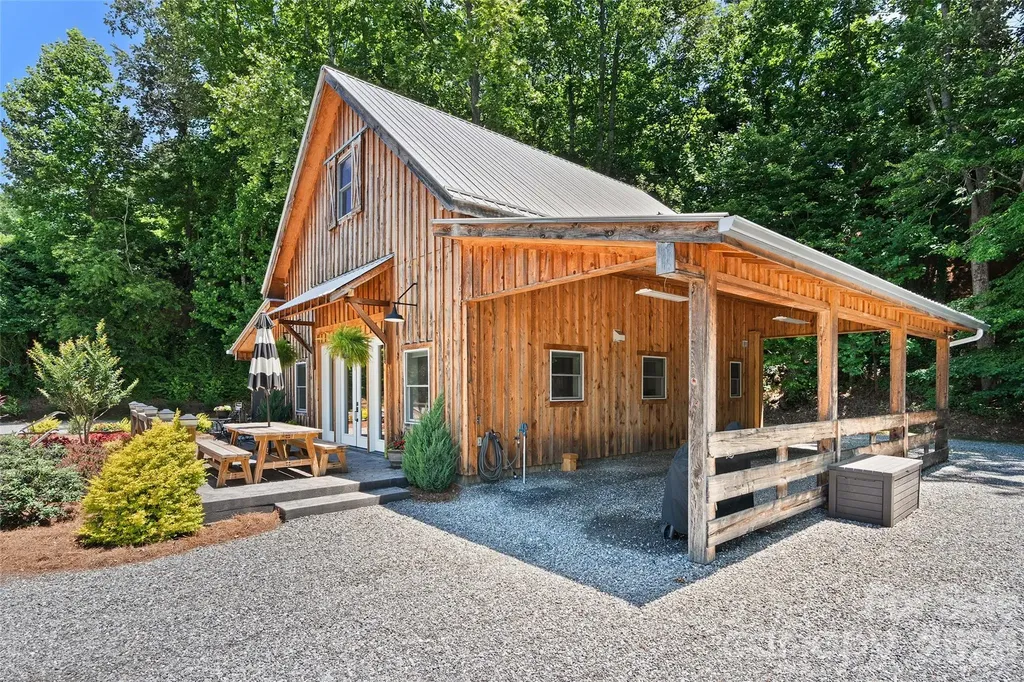 258 Vance Street Waynesville NC 28786