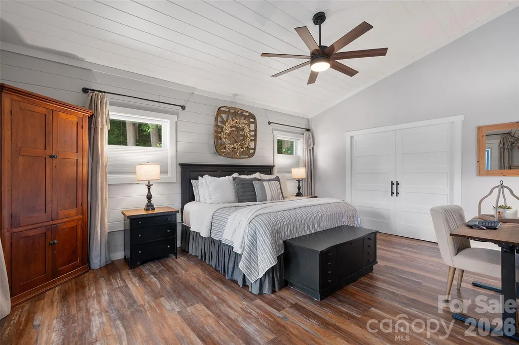 258 Vance Street Waynesville NC 28786
