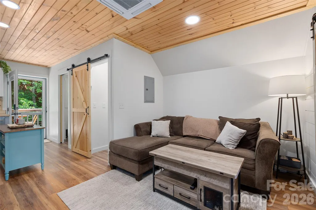 258 Vance Street Waynesville NC 28786