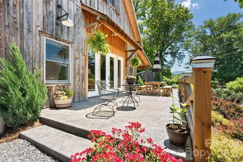 258 Vance Street Waynesville NC 28786