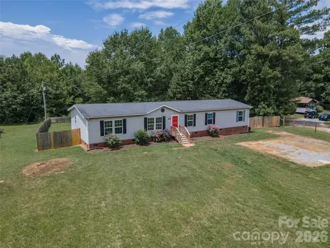 922 Lavender Road Grover NC 28073