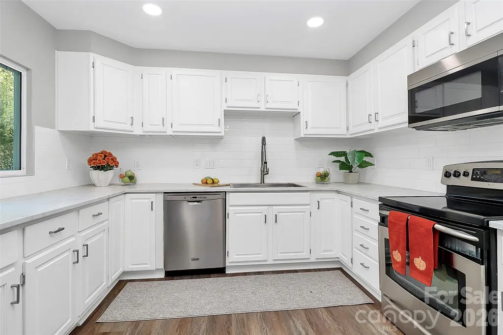9546 Fairway Ridge Road Charlotte NC 28277