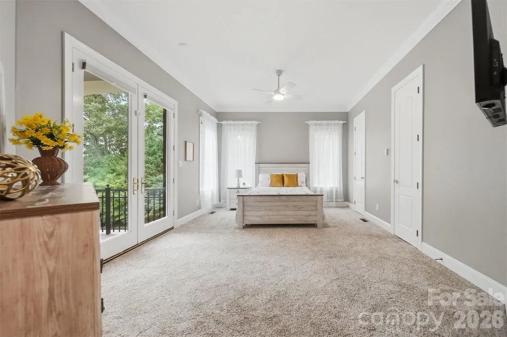 3745 Pinecrest Drive NE Hickory NC 28601