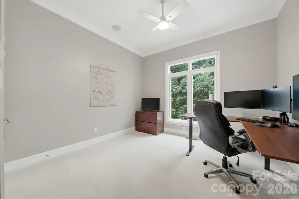 3745 Pinecrest Drive NE Hickory NC 28601