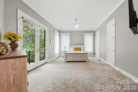 3745 Pinecrest Drive NE Hickory NC 28601