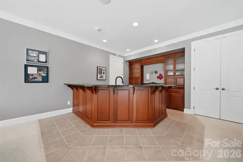 3745 Pinecrest Drive NE Hickory NC 28601