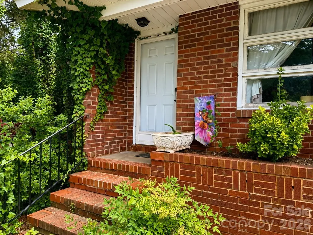 139 Southwold Drive Charlotte NC 28217