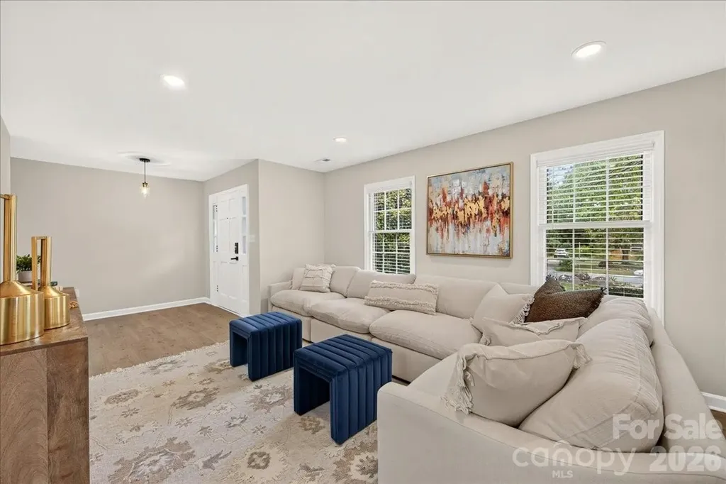 2000 Lawton Bluff Road Charlotte NC 28226