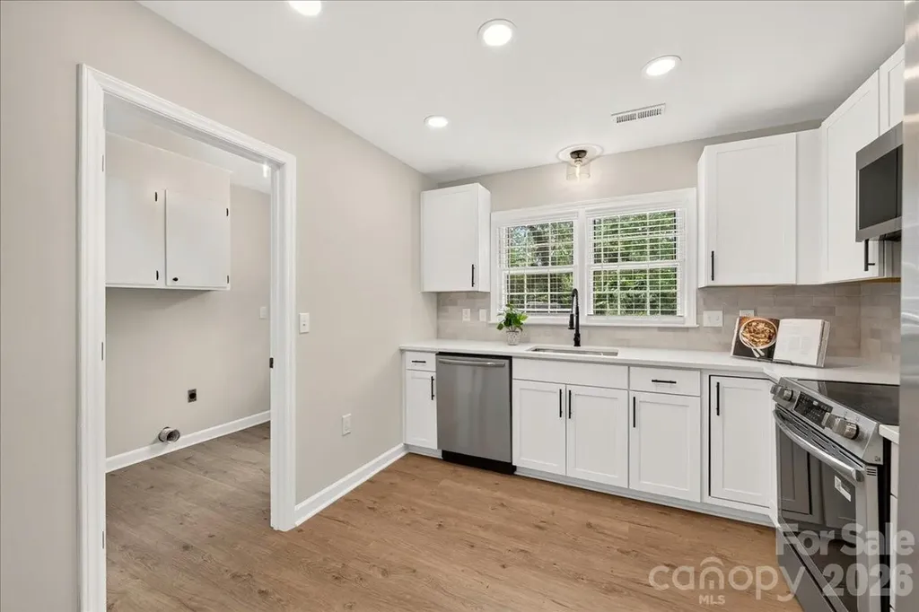 2000 Lawton Bluff Road Charlotte NC 28226