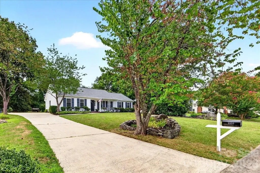 2000 Lawton Bluff Road Charlotte NC 28226